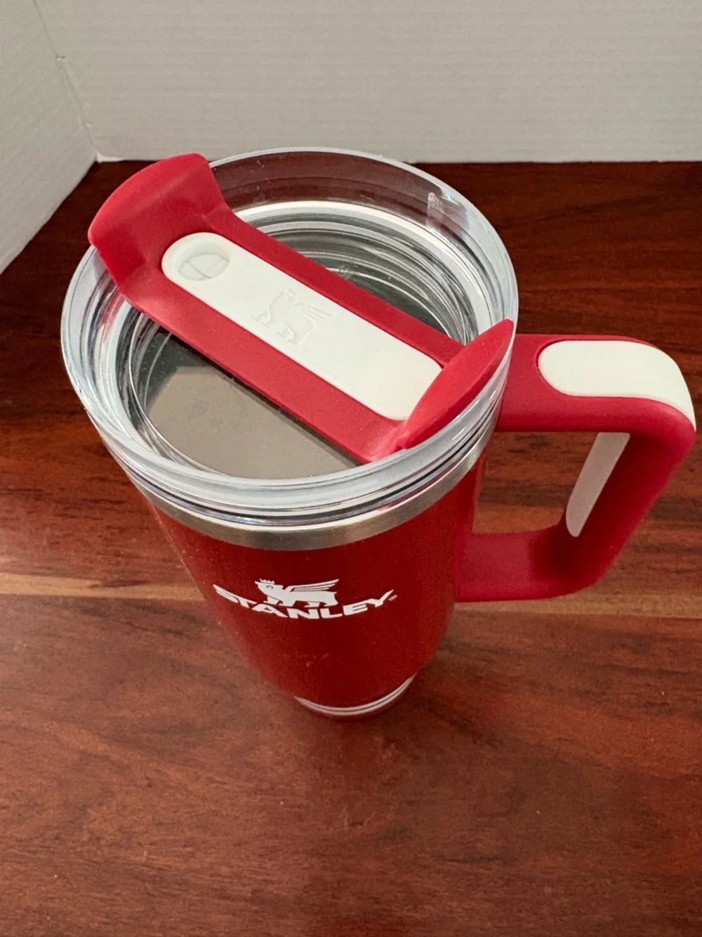 Stanley 30oz Stainless Steel H2.0 Flowstate Quencher Red W/O Straw - Picture 3 of 5